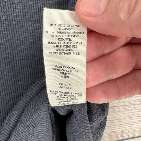 We the Free People Embroidered Henley Thermal Shirt Womens Small Blue Red Green - Picture 10 of 12